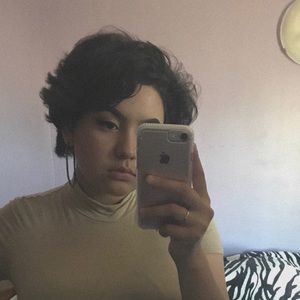 Meet your Posher, Ciara